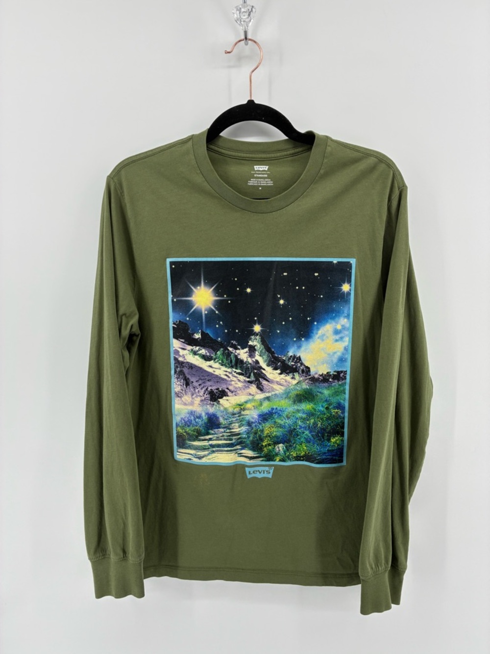 Levi's Olive Mountain Graphic Long Sleeve Tee